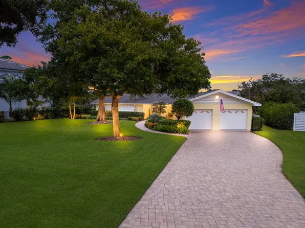 6804 7th Avenue Blvd NW, Bradenton, FL 34209