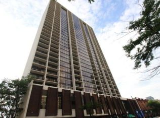 1636 N Wells St APT 612, Chicago, IL 60614