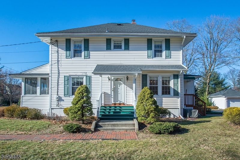 34 Poplar Ave, Pompton Plains, NJ 07444 | Zillow