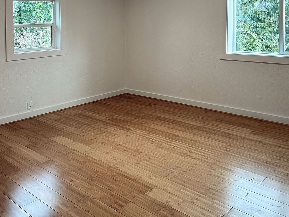Bedroom 1 (from entry)