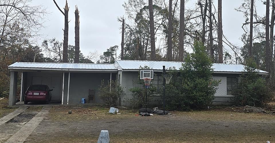 1st image of 1203 Leone Ave