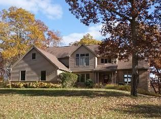 9216 Glen Brook Dr, Gregory, MI 48137