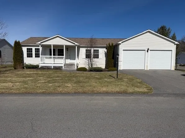 30 Edgestone Dr #30, Bridgewater, MA 02324