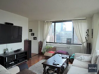 Rented by Bond New York