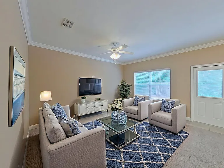 2240 Hadleigh Hills Ct — Photo 5