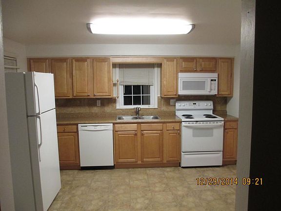 Kitchen with apliances