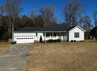 306 Marlin Ln, Pikeville, NC 27863