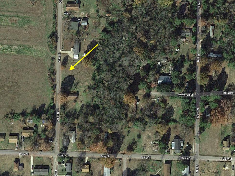 2nd image of 1615 Allen St