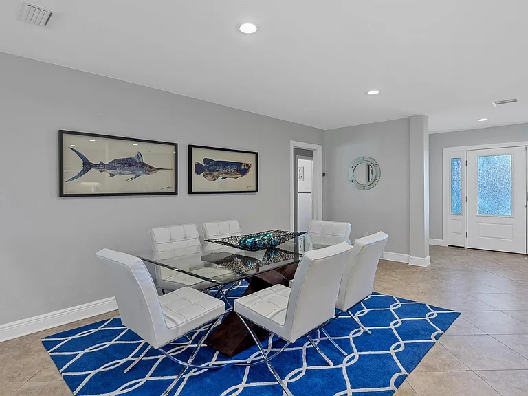 113 Harbor View Ln — Photo 9
