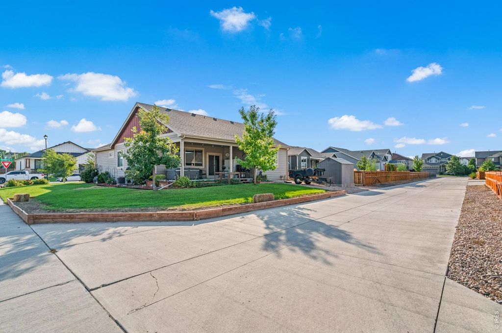 84 Turnberry Dr