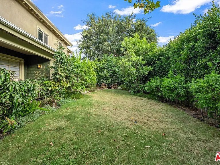 11940 Westminster Ave — Photo 46