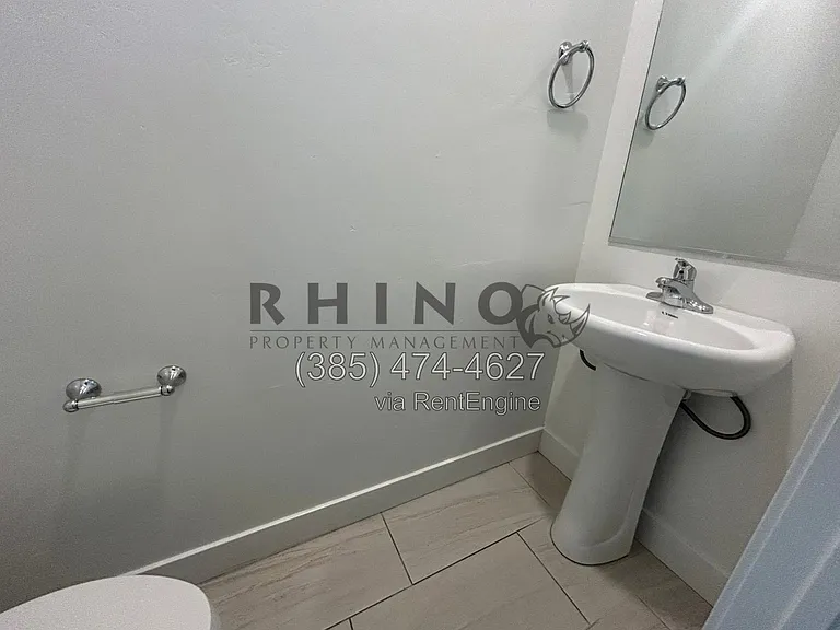 352 E 1850 N #13 — Photo 9