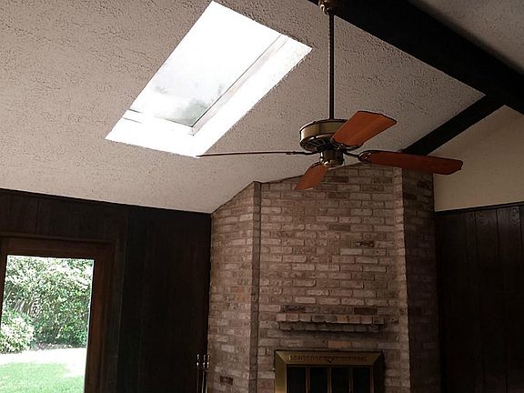 3rd image of 9418 Bankside Dr