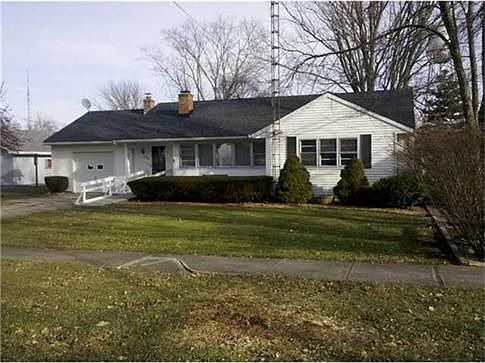 1st image of 203 S Elm St