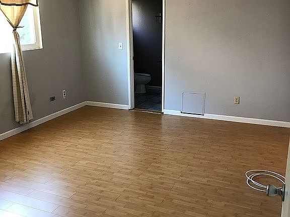 Master Bed with full bath