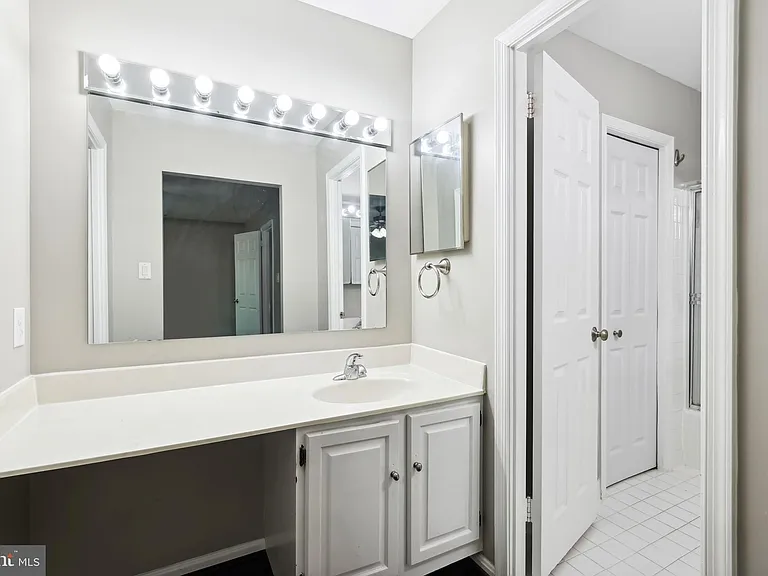 10150 Village Knolls Ct — Photo 19