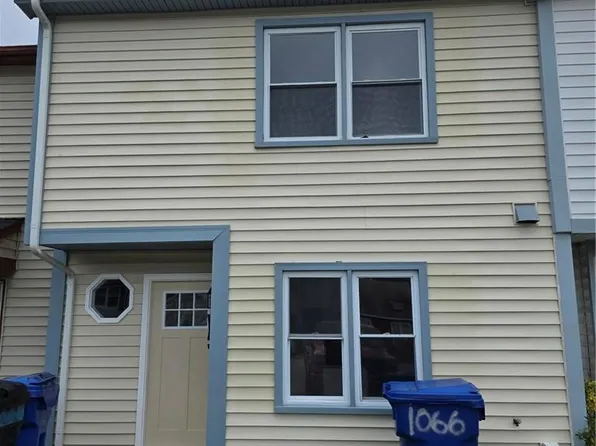 1066 Commonwealth Pl, Virginia Beach, VA 23464