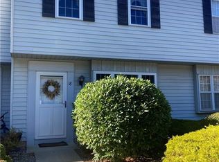 18 Founders Vlg #18, Clinton, CT 06413