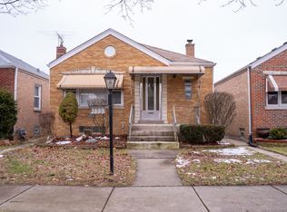2233 Forest Ave, North Riverside, IL 60546