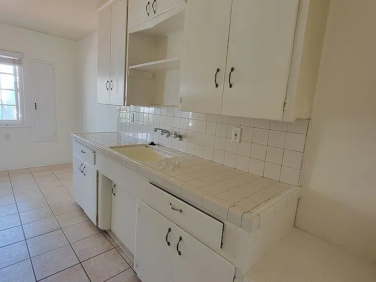 4882 Cape May Ave. — Photo 42