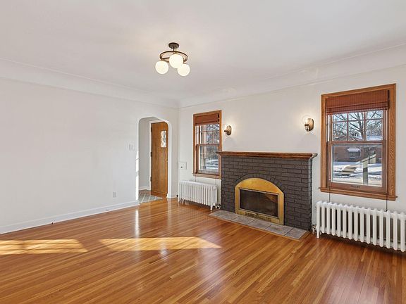 4th image of 5112 11th Ave S
