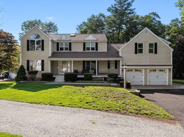 1 Pat Rose Way, Rockland, MA 02370