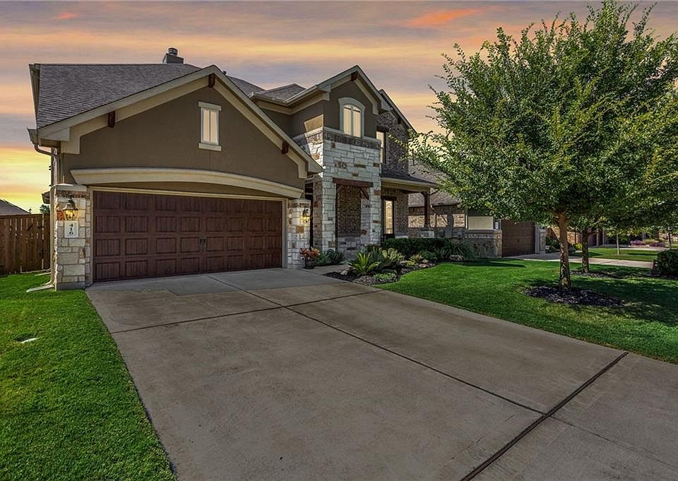 1st image of 416 Choke Canyon Ln