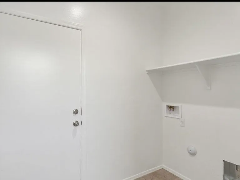 35672 W San Ildefanso Ave — Photo 18