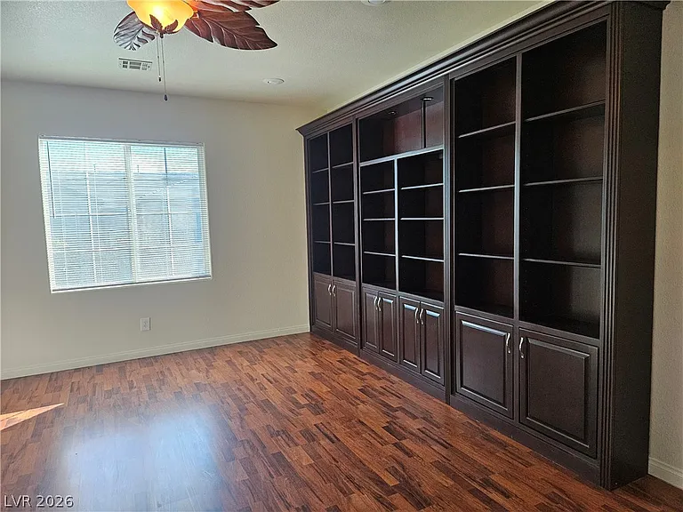 10134 Reflection Brook Ave — Photo 32
