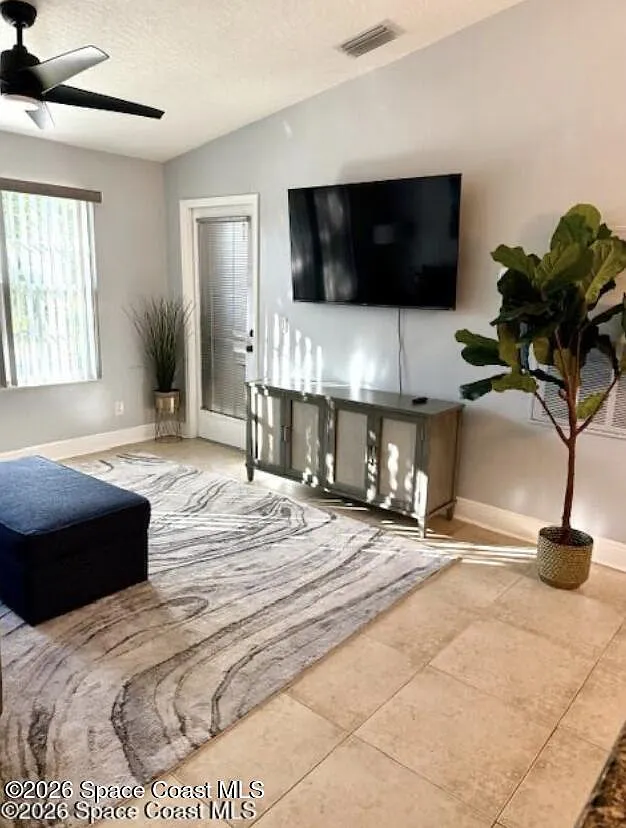 1 bed, 752 sqft, $1,800 — Photo 2