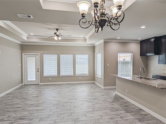 4th image of 2810 Lake Tranquility Cir