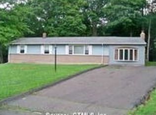 34 Donat Dr, Wallingford, CT 06492