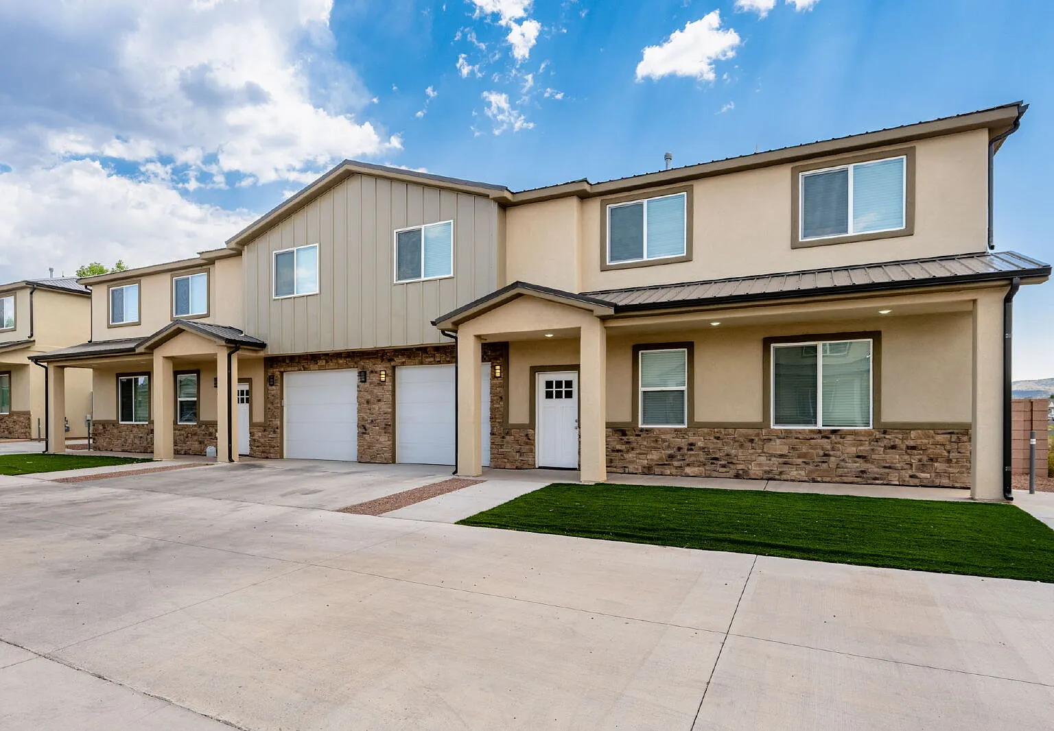 4 bed, 2.5 bath, 1633 sqft, $1,725 — Photo 2