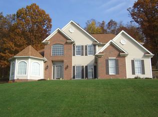 4242 Surrey Dr SE, Minerva, OH 44657