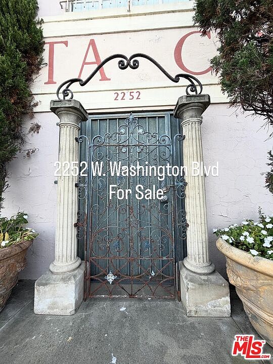 1st image of 2252 W Washington Blvd