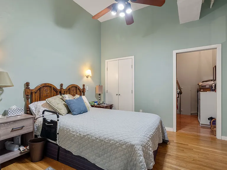 1200 Washington St #121 — Photo 16