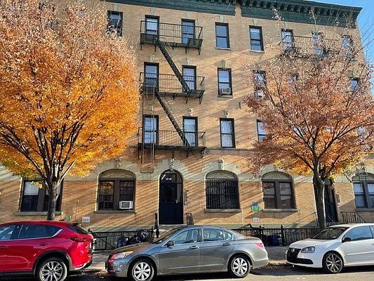 Rented by Friedman Roth Realty | media 8