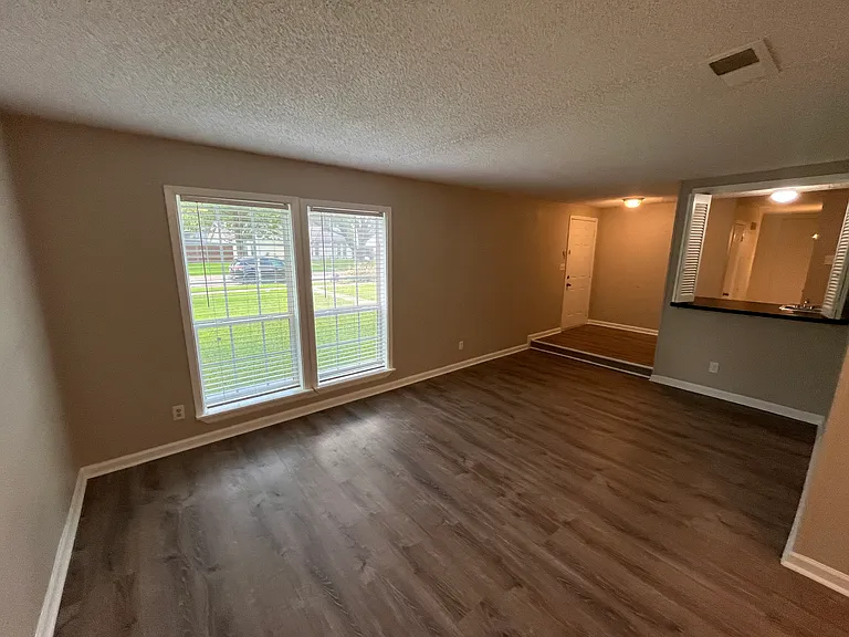 10 Merrie Cir — Photo 6