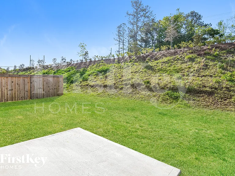 4954 Hillstone Dr — Photo 17