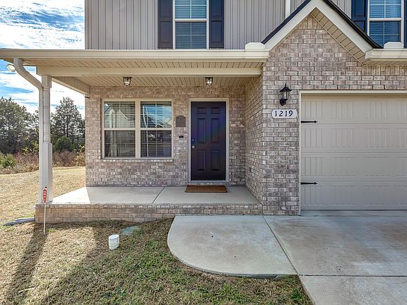 5th image of 1219 Merritt Hill Trl