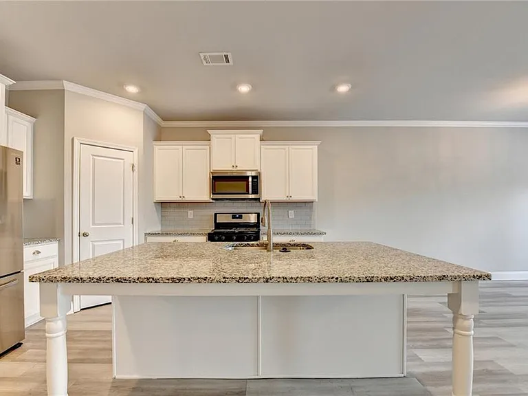 2408 Morgan Creek Rd — Photo 8