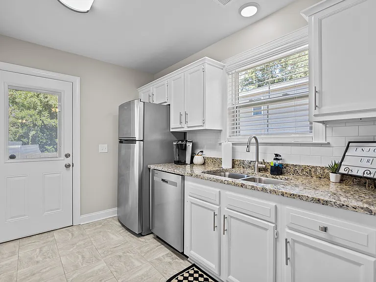 1215 Wooster St — Photo 19