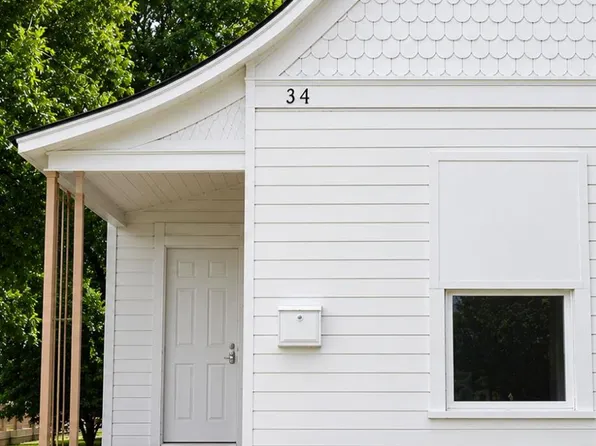 301 N 1st St, Guthrie, OK 73044