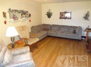 351 E Daugherty Rd, Neosho, MO 64850