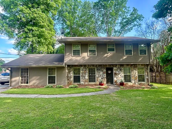 4506 Town Crier Rd, Lilburn, GA 30047