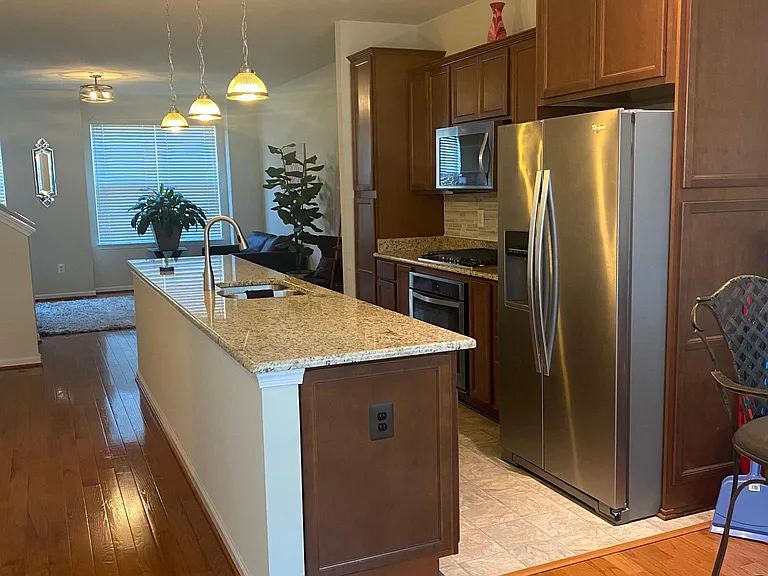7225 Barrberry Ln — Photo 3