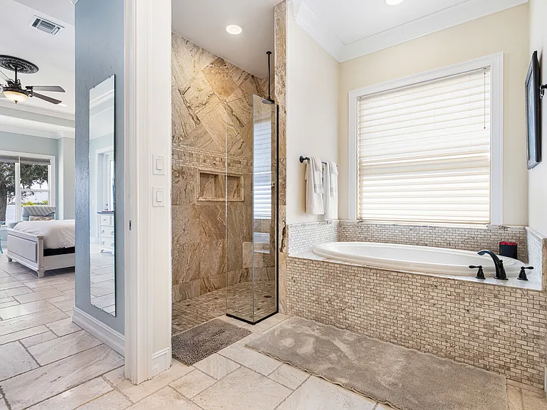 4470 Northshore Dr — Photo 21