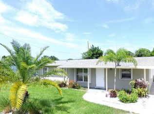 2819 NE Hickory Ridge Ave, Jensen Beach, FL 34957