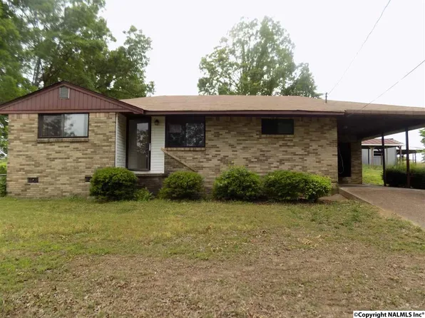 735 Allen Loop, Tuscumbia, AL 35674
