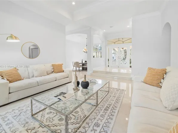 9661 SW 123rd St, Miami, FL 33176
